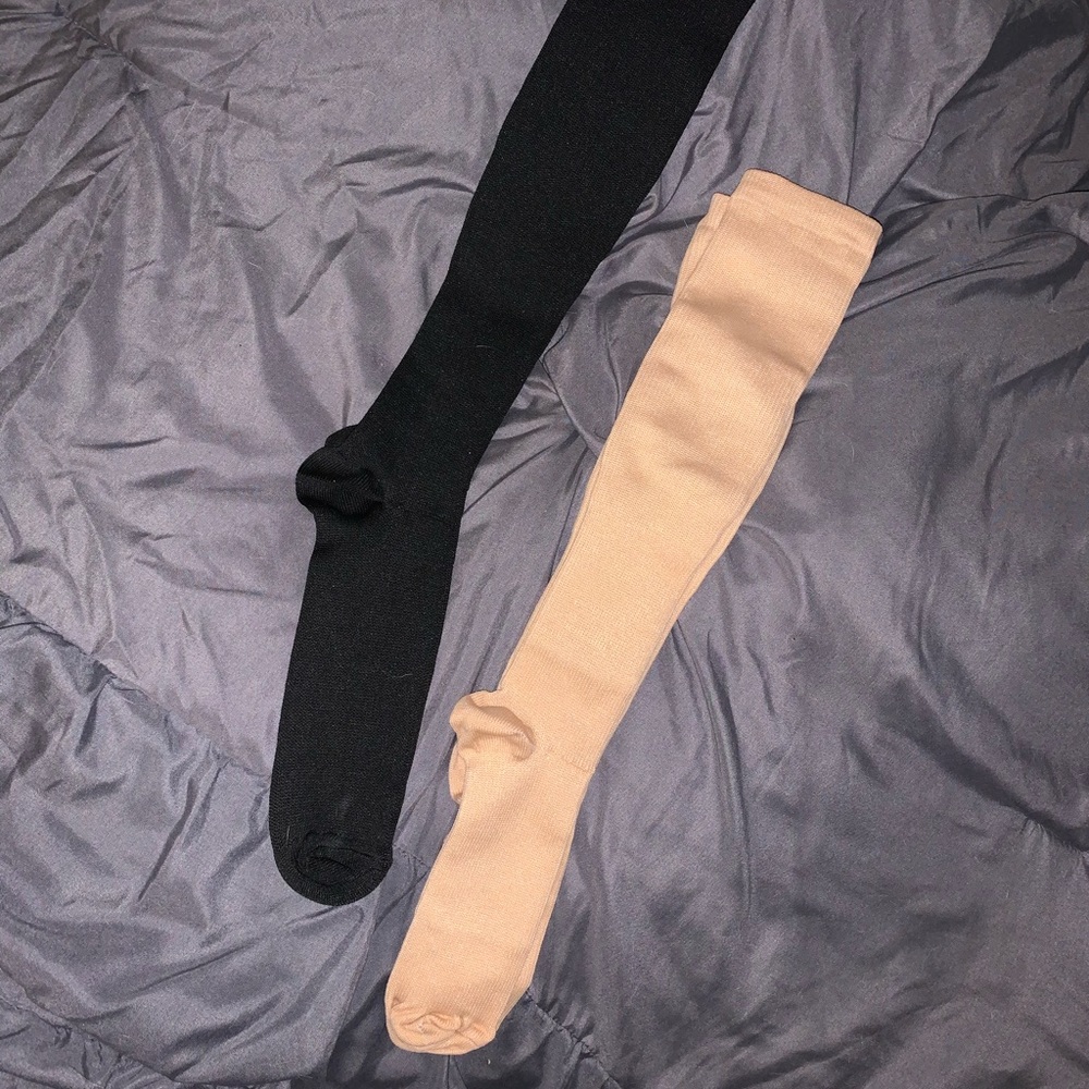 2 pairs of Brand new, never worn compression socks